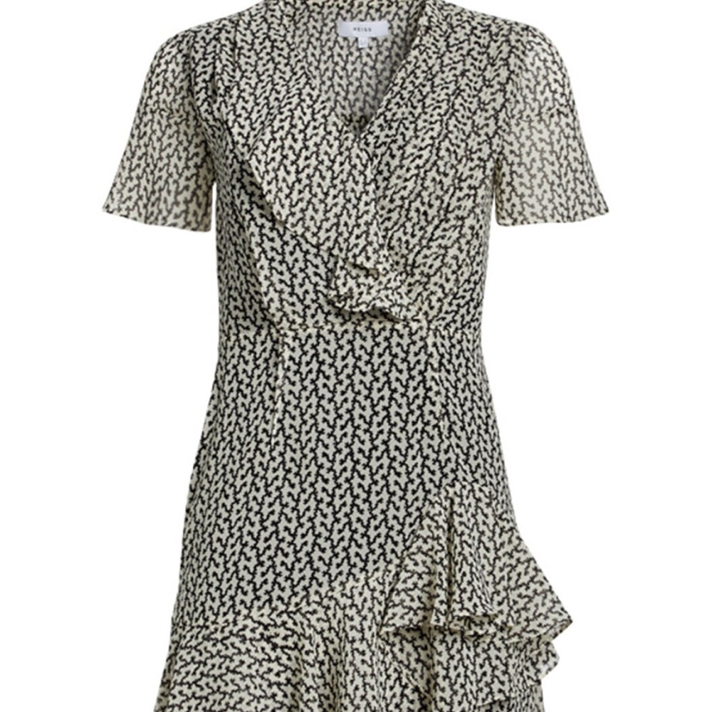 Elegant Black and White Patterned Dress